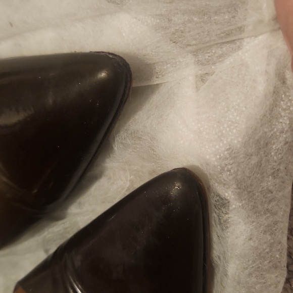 LOUIS VUITTON HEELS - Picture 5 of 8